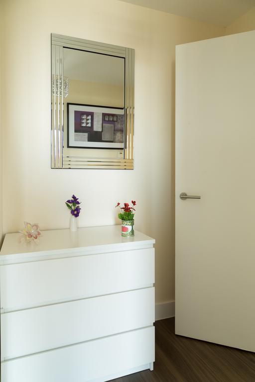 Contemporary & Homely Penthouse, 2 Mins Walk From Cambridge Station, Lift Access, Secured Gated On-Site Parking, Self Check-In, Super Fast Wifi, Terrace & Sleeps 6 Zewnętrze zdjęcie